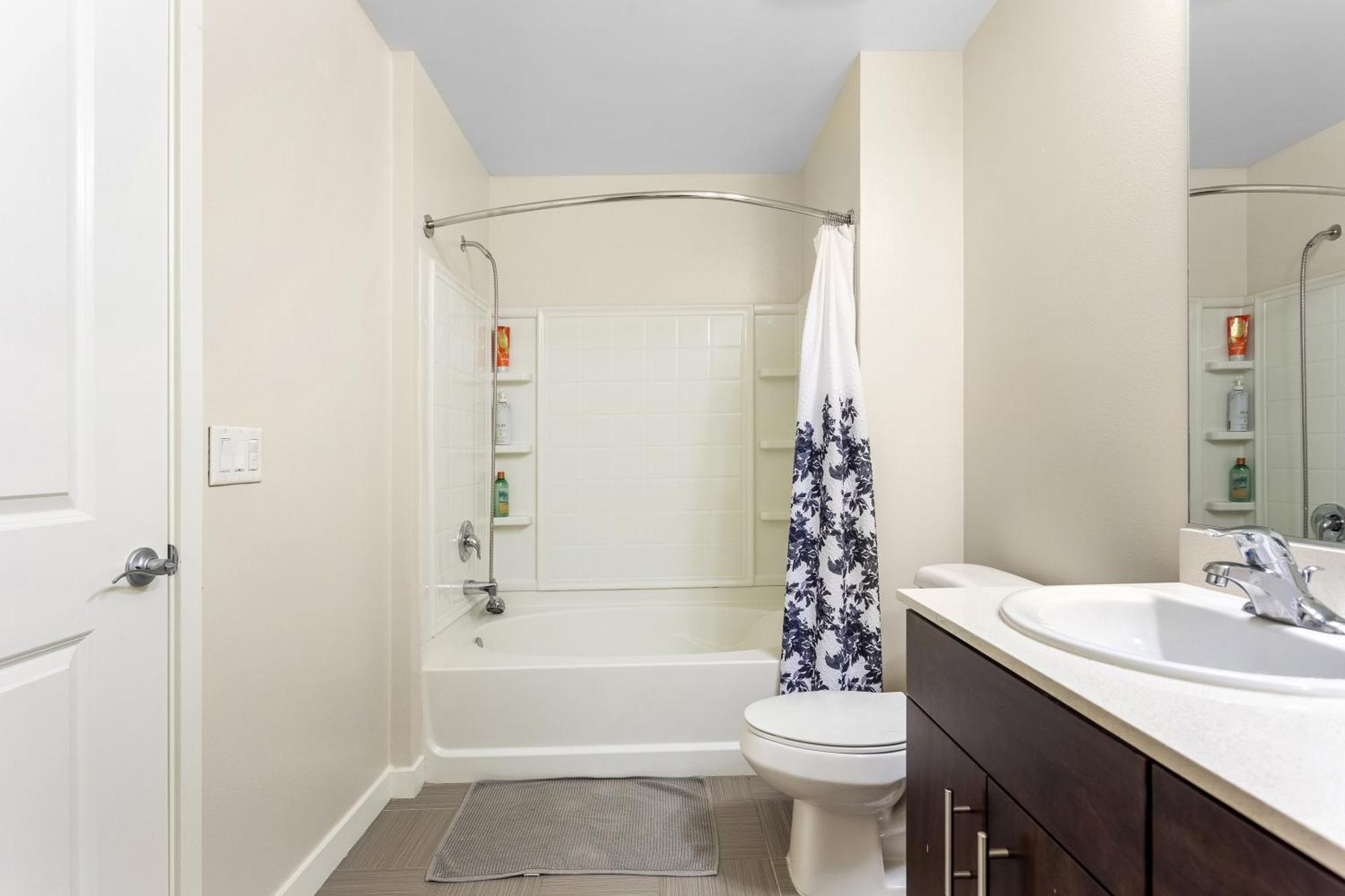 Luxury 2 Bedroom 2 Bathroom With Fitness Center And Pool Los Ángeles Exterior foto
